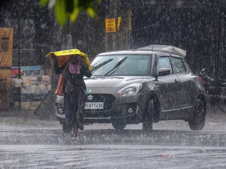 Delhi Weather: दिल्ली के कई इलाकों में हल्की बारिश, 17.6 डिग्री पर पहुंचा पारा, जानें- क्या है प्रदूषण का स्तर? Delhi Weather 24 March IMD issued Rain Alert Temperature 17 degrees Celsius and AQI Medium Delhi Weather: दिल्ली के कई इलाकों में हल्की बारिश, 17.6 डिग्री पर पहुंचा पारा, जानें- क्या है प्रदूषण का स्तर?