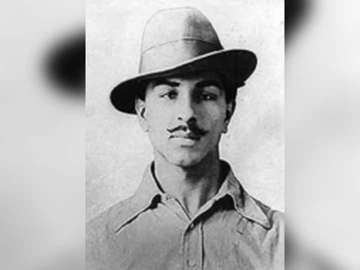 This picture of Bhagat Singh was taken in this photo studio of Delhi know the story behind it भगत सिंह की यह तस्वीर दिल्ली के इस फोटो स्टूडियो में खींची गई थी, जानिए इसके पीछे की कहानी