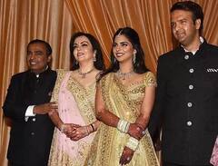 450 करोड़ के बंगले से लेकर 90 करोड़ के लहंगे तक... इन बेशकीमती चीजों पर राज करती हैं ईशा अंबानी