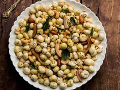 Makhana Chaat: शाम की चाय के साथ एक बार मखाना चाट ट्राई कीजिए, बाकी सभी तरह के चाट हमेशा के लिए भूल जाएंगे आप