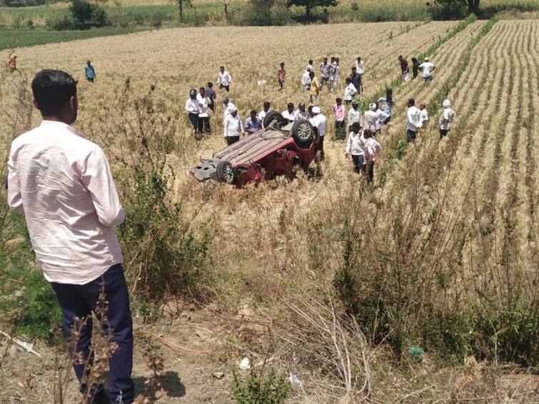 Latur nilanga to aurad Road Accident News four dead two injured Latest Marathi news update मुलीच्या लग्नाची तारीख ठरवण्यासाठी जाताना अपघात, एकाच कुटुंबातील 4 जणांचा मृत्यू