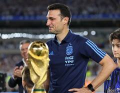 Messi: বুকে তিন তারা নিয়ে নেমে মেসি ম্যাজিক, ফ্রি-কিক থেকে বোকা বানালেন পানামাকে