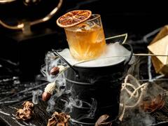 Dark Night Recipe: डिनर से लेकर कॉकटेल पार्टी में ट्राई कर सकते हैं 'डार्क नाइट' रेसिपी, बनाना है बेहद आसान