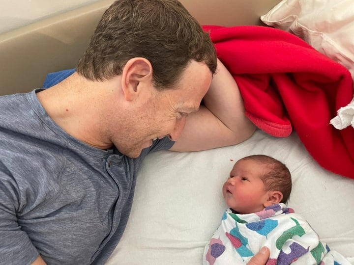 मार्क जुकरबर्ग के घर आया नन्हा मेहमान, फेसबुक पर फोटो शेयर कर बताया बच्चे का नाम