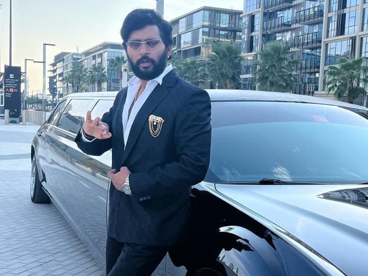 Bhojpuri Actor Yash Kumarr shares video with Nidhi Jha Where We Can See His clean shaved look Yash Kumarr Video: क्लीन शेव में कुछ ऐसे दिखते हैं निधि झा के पतिदेव, यश कुमार को बिना दाढ़ी मूंछ के देखा क्या ?