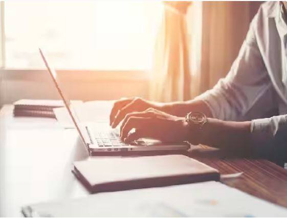 ਜੇ ਤੁਹਾਡੇ ਬੱਚਿਆਂ ਦੀ ਪੜ੍ਹਾਈ ਜਾਂ ਵਿਆਹ ਦਾ ਖਰਚਾ ਹੈ ਤਾਂ ਅਜਿਹੀ ਸਥਿਤੀ 'ਚ ਤੁਸੀਂ ਪੀ.ਐੱਫ 'ਚ ਜਮ੍ਹਾ ਰਾਸ਼ੀ ਨੂੰ ਕਢਵਾ ਸਕਦੇ ਹੋ।