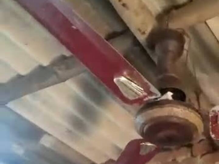 इतना ही नहीं शहर के कई बड़े निजी स्कूल में दूसरे शिफ़्ट के बच्चों को भी बिना स्कूल ज्वाइन कराए. वापस घर भेज दिया गया. कुल मिलाकर सरगुजा संभाग मुख्यालय में अर्से बाद भूकंप के झटके से लोगों का दिल दहल गया.