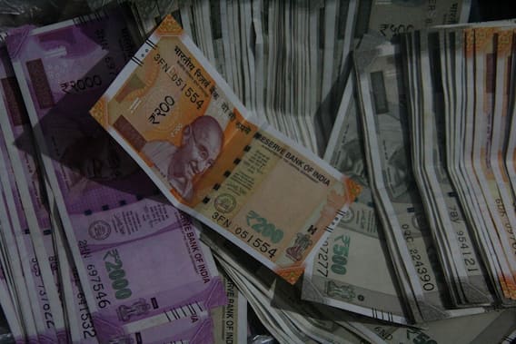 ৩১ মার্চের আগে যেখানে নজর