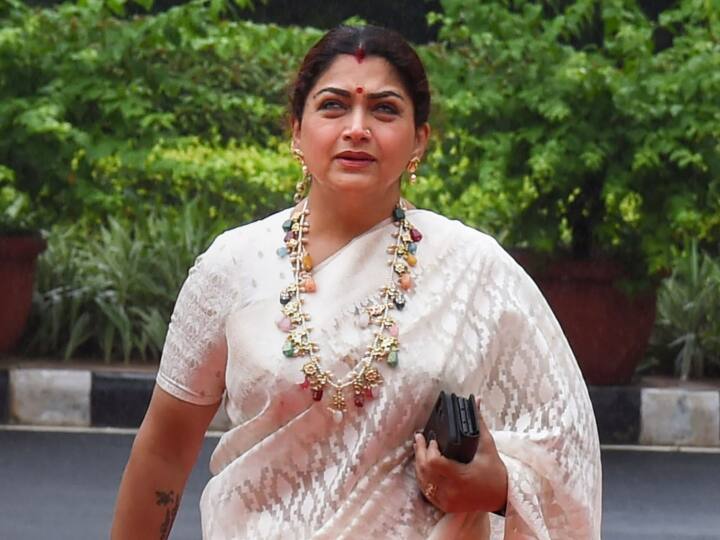 Rahul Disqualified: राहुल की सदस्यता जाते ही वायरल हुआ खुशबू सुंदर का पुराना ट्वीट, कांग्रेस ने पूछा- इनके खिलाफ भी दर्ज होगा केस? Rahul Gandhi Disqualified as mp bjp leader khushbu sundar old tweet viral on modi surname Rahul Disqualified: राहुल की सदस्यता जाते ही वायरल हुआ खुशबू सुंदर का पुराना ट्वीट, कांग्रेस ने पूछा- इनके खिलाफ भी दर्ज होगा केस?