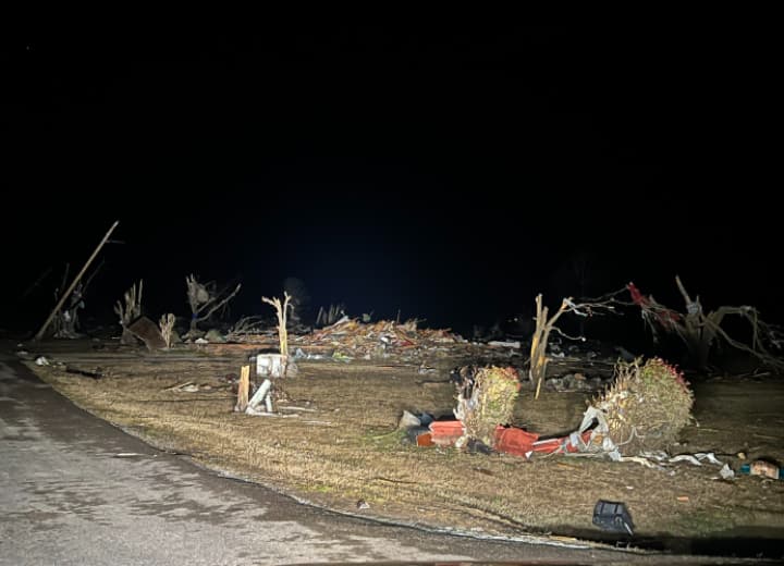 Mississippi Tornado: मिसिसिपी में आए भयंकर बवंडर और तूफान में 23 लोगों की मौत, दर्जनों घायल