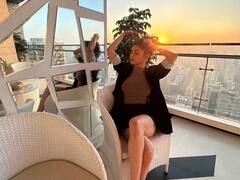 मौनी रॉय की खूबसूरती और फिगर देख कर थम जाएंगी निगाहें...जानिए उनके फिटनेस का राज