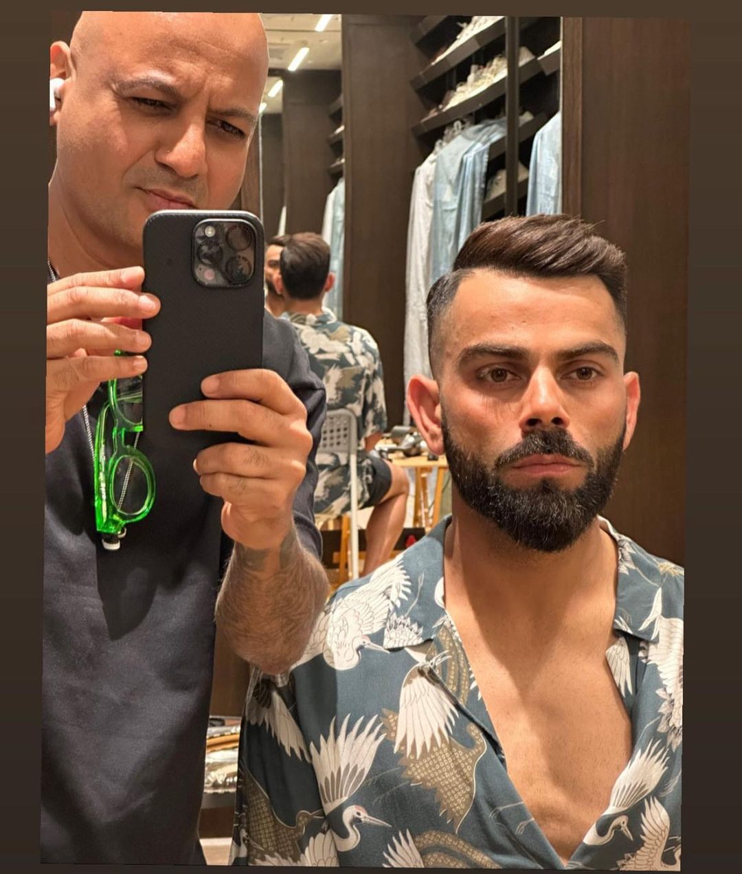 T20 World Cup 2022: Virat Kohli unveils new HAIRCUT ahead of tournament,  check PIC here | Cricket News | Zee News