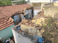 கரூர் அருகே 50 வருட பழமையான வீடு இடிந்து விழுந்து மூதாட்டி உயிரிழந்த சோகம்