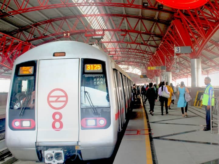 Delhi Metro Creates Record of India Fastest Transport Service Creates History ANN Delhi News: दिल्ली मेट्रो ने रचा इतिहास, देश की सबसे तेज चलने वाली परिवहन सेवा का बनाया रिकॉर्ड