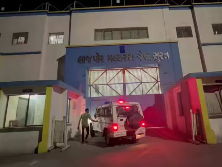 Gujarat jail raid Sabarmati and others many mobile phones seized home minister sanghvi did live monitoring Gujarat Jail Raid: ਗੁਜਰਾਤ ਦੀਆਂ 17 ਜੇਲ੍ਹਾਂ 'ਚ ਰਾਤੋ-ਰਾਤ ਛਾਪੇ, ਕਈ ਮੋਬਾਈਲ ਬਰਾਮਦ, ਗ੍ਰਹਿ ਮੰਤਰੀ ਸੰਘਵੀ ਨੇ ਕੀਤੀ ਲਾਈਵ ਨਿਗਰਾਨੀ