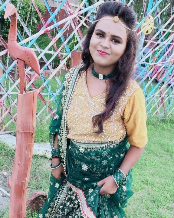 देवरिया की रहने वाली शिल्पी राज को बचपन से ही गायकी का बड़ा शौक था. देवरिया से मुंबई तक का सफर तय करने वाली शिल्पी राज ने चाइल्ड आर्टिस्ट के तौर पर काम करना शुरू कर दिया था.