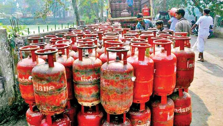 LPG cylinder cheaper by Rs 171.50 from today, check rates from Delhi to Patna on May 1 આજથી LPG સિલિન્ડરના ભાવમાં 171 રૂપિયાનો ઘટાડો થયો, જાણો લેટેસ્ટ ભાવ કેટલો છે