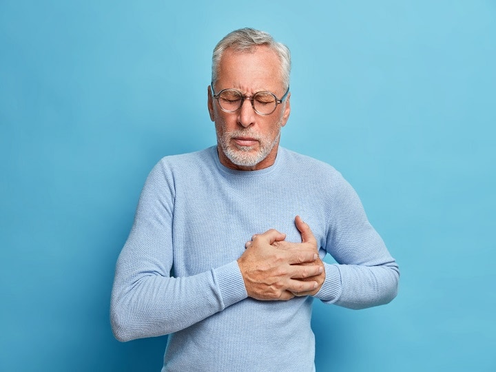 heart attack symptoms Healthy diet should be taken to avoid heart diseases Heart Problem: दिल को तंदरुस्त रखना है तो इन 5 फूड आइटम को तुरंत खाना बंद कर दें