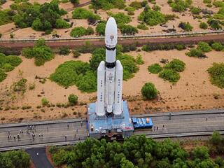LVM3 Rocket: இந்தியாவின் மிகப்பெரிய எல்.வி.எம். 3 ராக்கெட்..! 36 செயற்கைகோள்களுடன் இன்று விண்ணில் பாய்கிறது..!
