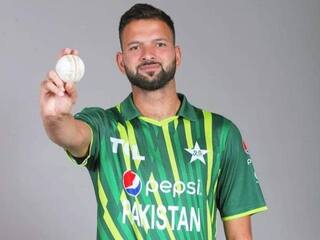 AFG vs PAK: एहसानुल्लाह ही नहीं..., विराट कोहली भी टी20 इंटरनेशनल में ले चुके हैं पहली गेंद पर विकेट, देखें आंकड़े