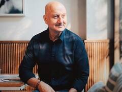 Bollywood Kisse: जब Anupam Kher को Kishore Kumar ने भरी महफिल में लगा दी थी फटकार, एक्टर ने की थी ये गलती