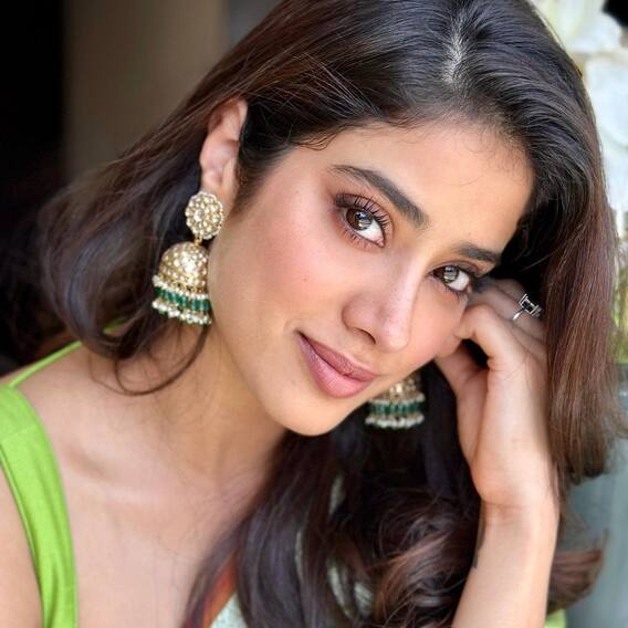 Janhvi Kapoor Latest Pics : అతిలోక సుందరి కుమార్తె అంటే ఆమాత్రం ఉంటుంది మరి