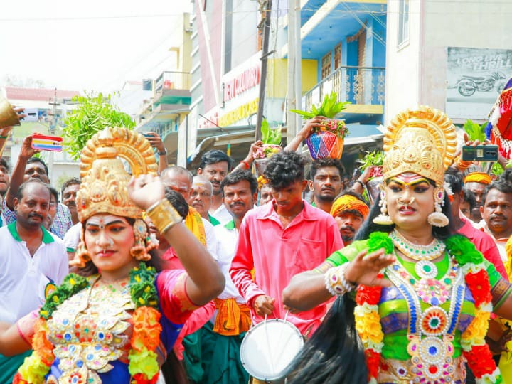 கரூர் புகழிமலை பாலசுப்பிரமணிய சுவாமி கோவில் கும்பாபிஷேகம் -  விழா பணிகள் மும்மூரம்