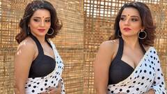 Monalisa: ਬਲੈਕ ਐਂਡ ਵ੍ਹਾਈਟ ਸਾੜ੍ਹੀ ਅਤੇ ਬੈਕਲੇਸ ਬਲਾਊਜ਼ ਪਹਿਨ ਮੋਨਾਲੀਸਾ ਨੇ ਦਿਖਾਇਆ ਹੌਟ ਅਵਤਾਰ, ਫੋਟੋਆਂ ਦੇਖ ਕੇ ਉੱਡੇ ਪ੍ਰਸ਼ੰਸਕਾਂ ਦੇ ਹੋਸ਼