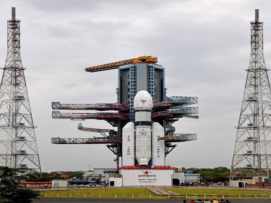 LVM3-M3 Oneweb India 2 Mission ISRO launches Indias largest LVM3 rocket carrying 36 satellites from Sriharikota LVM3 Rocket Launch: வெற்றிகரமாக விண்ணில் பாய்ந்தது எல்.வி.எம். 3 ராக்கெட்..! 36 செயற்கை கோள்களுடன் பயணம்..!