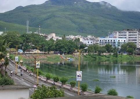 Junagarh: MLA visits to Narsingh Mehta Lake for Beautification Junagarh: નરસિંહ મહેતા સરોવરની ધારાસભ્યએ લીધી મુલાકાત, જાણો