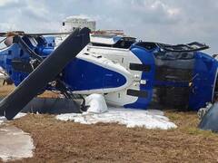 तटरक्षक बल के हेलीकॉप्टर के हादसे में पायलट की सूझबूझ से बची 3 लोगों की जान, वीडियो आया सामने