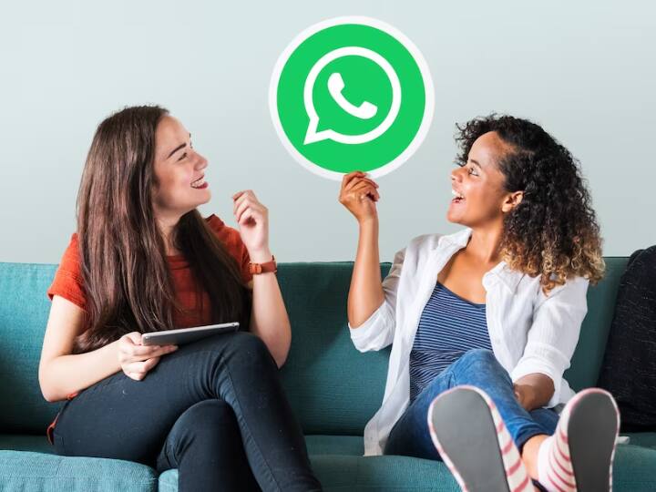 Read more about the article बिना स्क्रीन होल्ड किए ऐसे रोक सकते हैं किसी का WhatsApp Status, फिर घंटों तक निहार सकते हैं