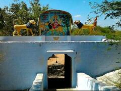 मां दुर्गा का चमत्कार देख भक्त बना मुस्लिम परिवार, जानें- क्या हुआ था उस रात जिसने बदल दी जिंदगी