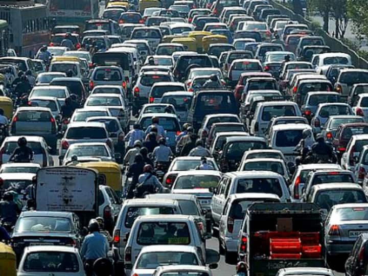 Worst Traffic Cities: ट्रफिक एक बड़ी समस्या है, जिससे दुनिया के कई शहर परेशान रहते हैं. इस लिस्ट में भारत के तीन शहर शामिल हैं, जहां सबसे खराब ट्रैफिक है.