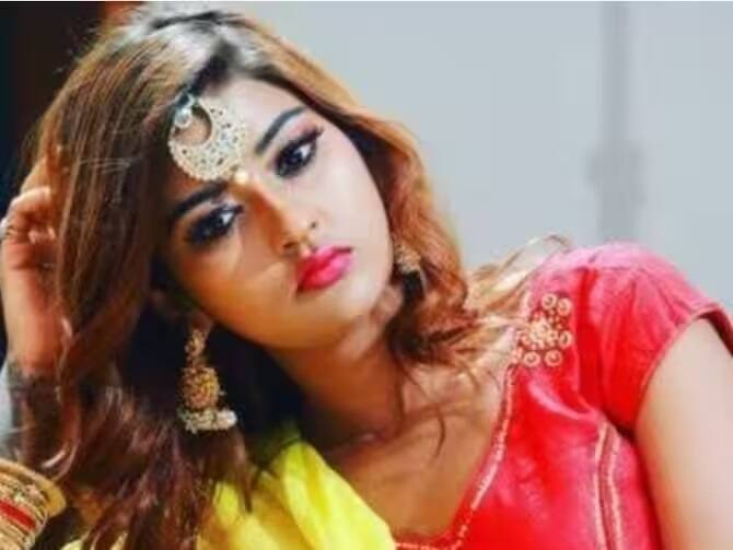 Actress Suicide: bhojpuri Actress Akanksha Dubey Commits Suicide in varanasi hotel room Actress Suicide: ફિલ્મોની સ્ટાર એક્ટ્રેસે કર્યુ સુસાઇડ, હૉટલના રૂમમાં ગળાફાંસો ખાઇને લટકતો મૃતદેહ મળ્યો