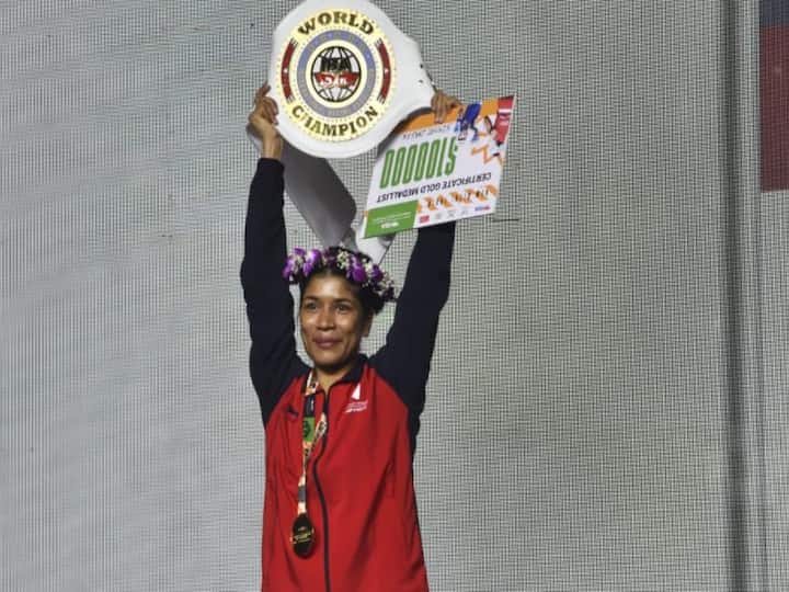 Hyderabad Boxer Nikhat Zareen won Women's World Championship Cm KCR Kavitha Harish rao congratulates Nikhat Zareen : వరుసగా రెండోసారి ప్రపంచ ఛాంపియన్, నిఖత్ జరీన్ పై ప్రశంసల వెల్లువ