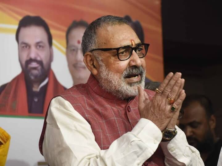 Bihar Giriraj Singh and 22 Others acquitted in Rail Roko case Muzaffarpur MP MLA court gave verdict Bihar News: रेल रोको मामले में गिरिराज सिंह समेत 23 आरोपी बरी, सबूतों के अभाव में कोर्ट ने सुनाया फैसला