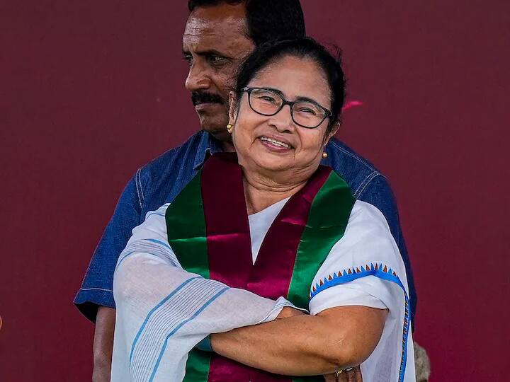 West Bengal Agriculture Minister Sobhandeb Chattopadhyay Says Mamata Banerjee Is Like God We Worship West Bengal:  'ममता बनर्जी भगवान... जिनकी हम पूजा करते हैं', बोले पश्चिम बंगाल के कृषि मंत्री, कहा- मैं चोर हो सकता हूं लेकिन सीएम...