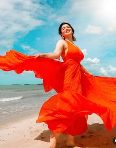 इंडियन हो या वेस्टर्न हर लुक में कहर ढाती हैं सचिन तेंदुलकर की बिटिया रानी, देखें उनकी खूबसूरत तस्वीरें और रिक्रिएट करें अपना लुक