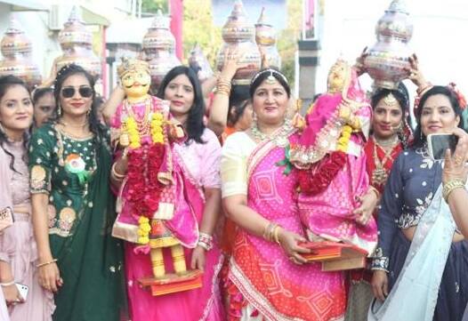 આ પ્રસંગે સમાજની મહિલાઓએ સાંસ્કૃતિક કાર્યક્રમ કર્યો હતો જેમાં ભગવાન શિવની સગાઈથી લઈને લગ્નના સરઘસ સુધીની યાત્રાને નૃત્ય સ્વરૂપે દર્શાવી હતી, જેમાં છસોથી વધુ મહિલાઓ અને બાળકોએ હાજરી આપી હતી.