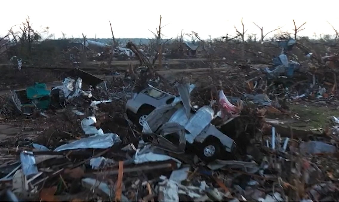 Mississippi Tornado: अमेरिका के मिसिसिपी में तूफान का तांडव, घर-मकान-गाड़ियां तबाह, अब तक 25 की मौत