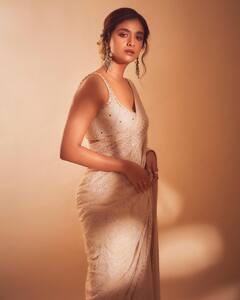 Keerthy Suresh Oozes Elegance In A White Saree During 'Dasara' Promotions