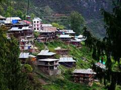 Unique Law: ਭਾਰਤ ਦੇ ਇਸ ਪਿੰਡ 'ਚ ਹੈ ਅਨੋਖਾ ਕਾਨੂੰਨ... ਹਰ ਚੀਜ਼ ਨੂੰ ਛੂਹਣ 'ਤੇ ਲੱਗੇਗਾ ਜੁਰਮਾਨਾ! ਇਸ ਤਰ੍ਹਾਂ ਖਰੀਦਣਾ ਹੁੰਦਾ ਹੈ ਦੁਕਾਨ ਤੋਂ ਸਾਮਾਨ