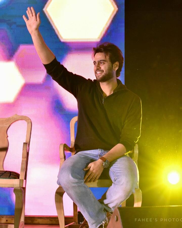 நடிகர் ராஜ் அய்யப்பாதான் இந்த வாரம் குக் வித் கோமாளி நிகழ்ச்சியில் இருந்து வெளியேறியுள்ளார்