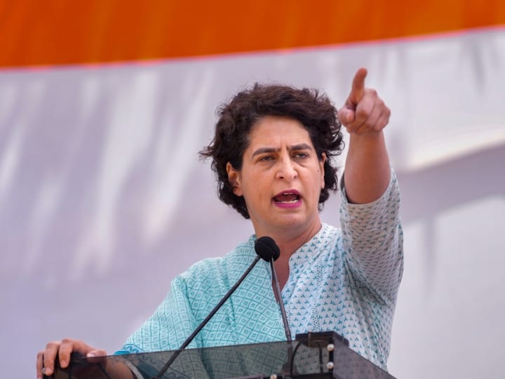 Sankalp Satyagraha: ‘Father’s dead body in tricolor, my brother behind…’ Priyanka Gandhi told 32 years old story at Rajghat