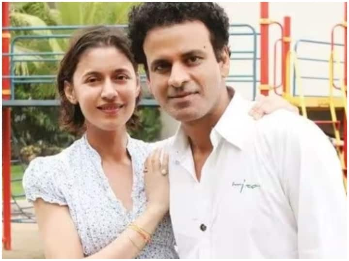 Manoj Bajpayee Love Story: बॉलीवुड एक्टर मनोज बाजपेयी की लव स्टोरी बेहद इंटरेस्टिंग है. पर्दे पर दमदार किरदार निभाने वाले एक्टर पहली ही नजर में अपनी पत्नी शबाना रजा उर्फ नेहा को दिल दे बैठे थे.