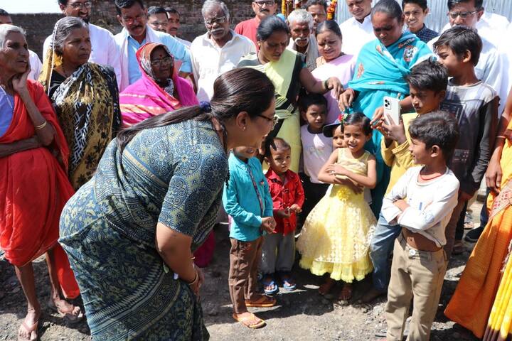 दोन महिन्यांपूर्वी, 27 फेब्रुवारी रोजी अमरावती तालुक्यातील सालोरा खुर्द इथ गॅस सिलेंडरचा स्फोट होवून आग लागली.