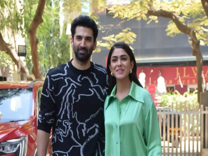 Gumraah co-star Aditya Roy Kapur and Mrunal Thakur were spotted during the promotions of their upcoming film.