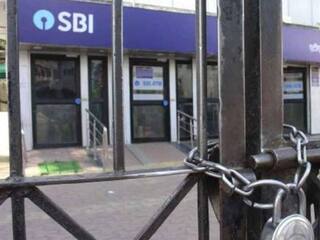 Bank Holidays: ஏப்ரல் மாதத்தில் வங்கி செல்ல திட்டமா? 15 நாட்கள் விடுமுறை: லிஸ்ட் பாத்துட்டு போங்க..