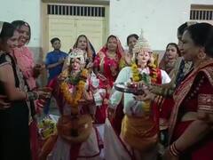 Gangaur Festival: खंडवा में खास अंदाज में मनाया जाता है गणगौर, भंडारे में लगाई जाती है जूठी पत्तल उठाने के लिए बोली!